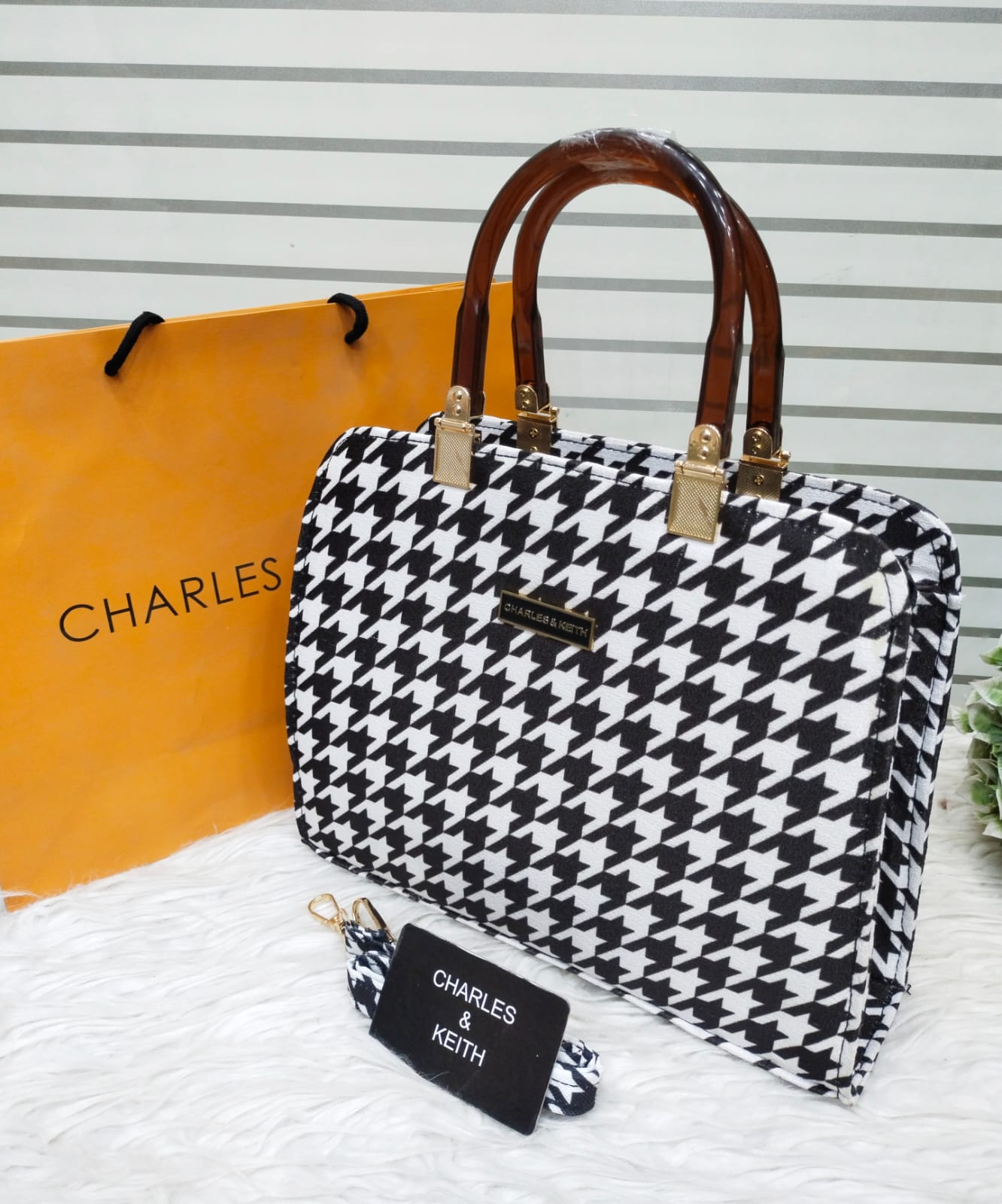 CK Handbags For Women