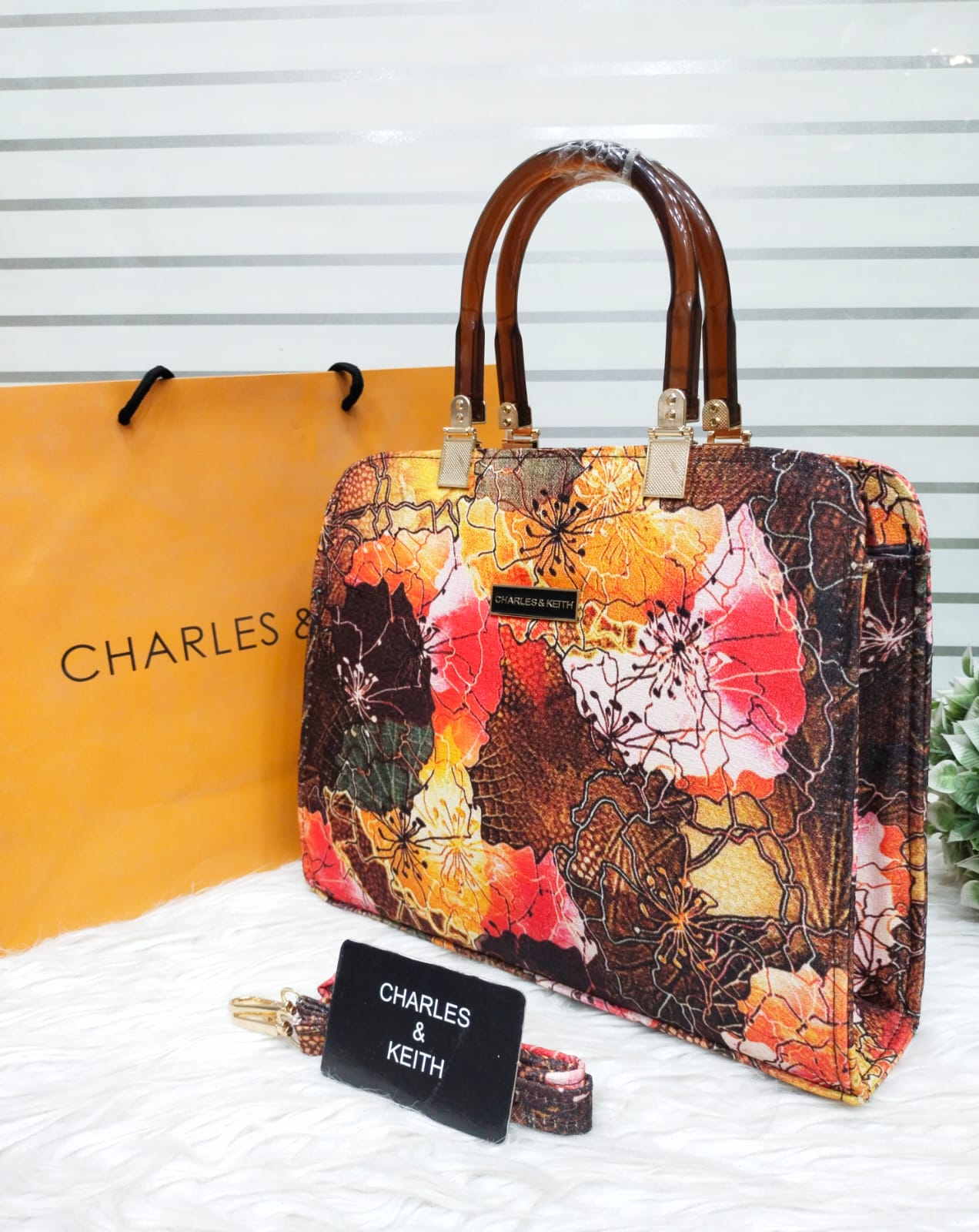 CK Handbags For Women