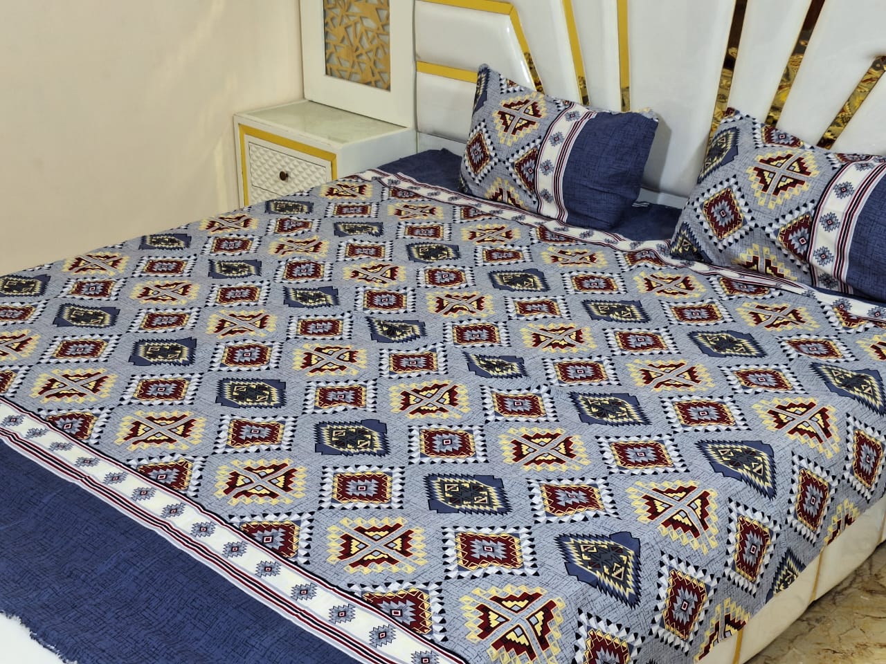 3D cotton satan bedsheet
king size 94Γ96ποΈ
Colour and fabric guaranteed