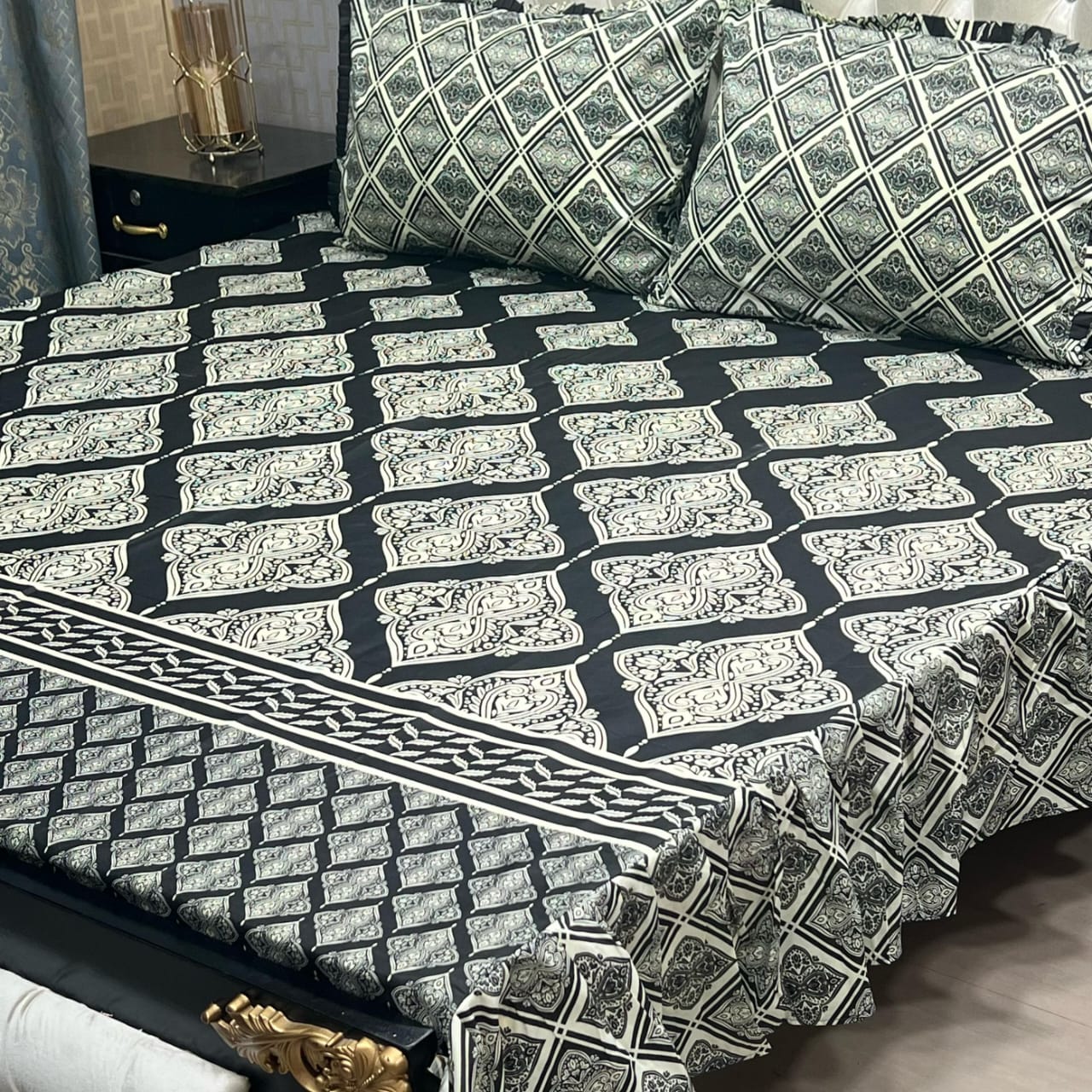 3 piece stitched 2 sided frill bedsheet
