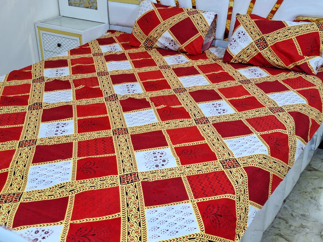 3D cotton satan bedsheet
king size 94Γ96ποΈ
Colour and fabric guaranteed