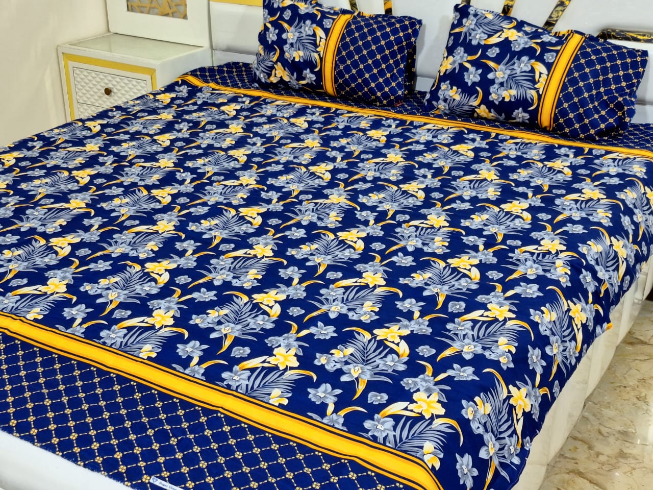 3D cotton satan bedsheet
king size 94Γ96ποΈ
Colour and fabric guaranteed