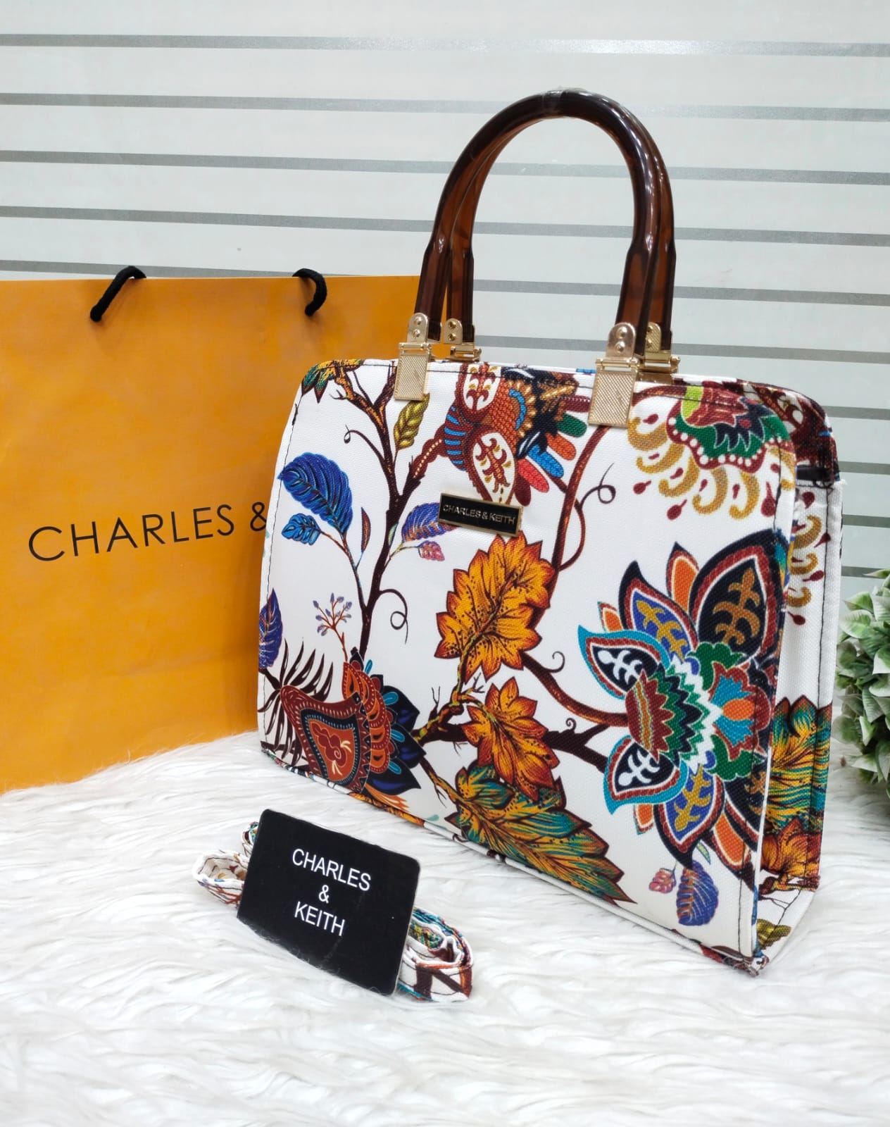 CK Handbags For Women