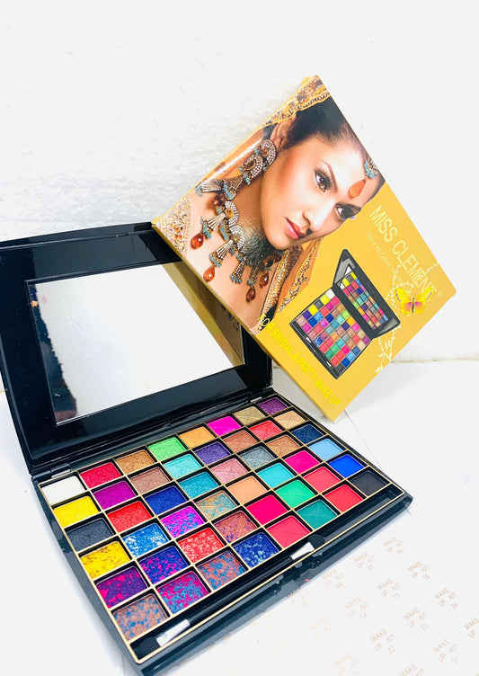 MISS CLEMENT
Eyeshadow Kit
*4in1* 
*Original*