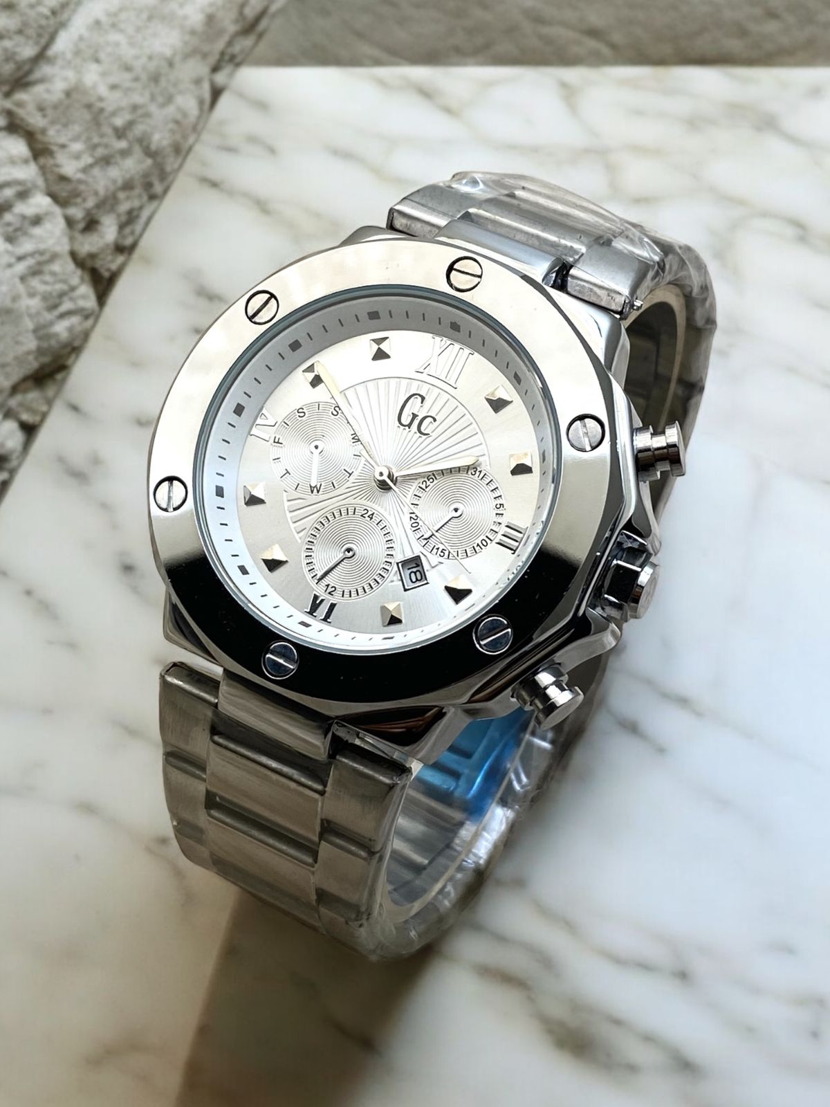 Gc ( guess )
Gc geneve
Stainless steel chain watch