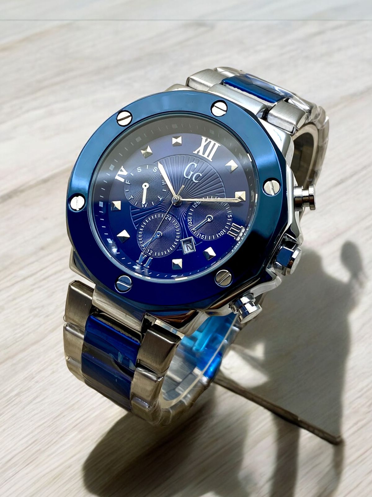 Gc ( guess )
Gc geneve
Stainless steel chain watch