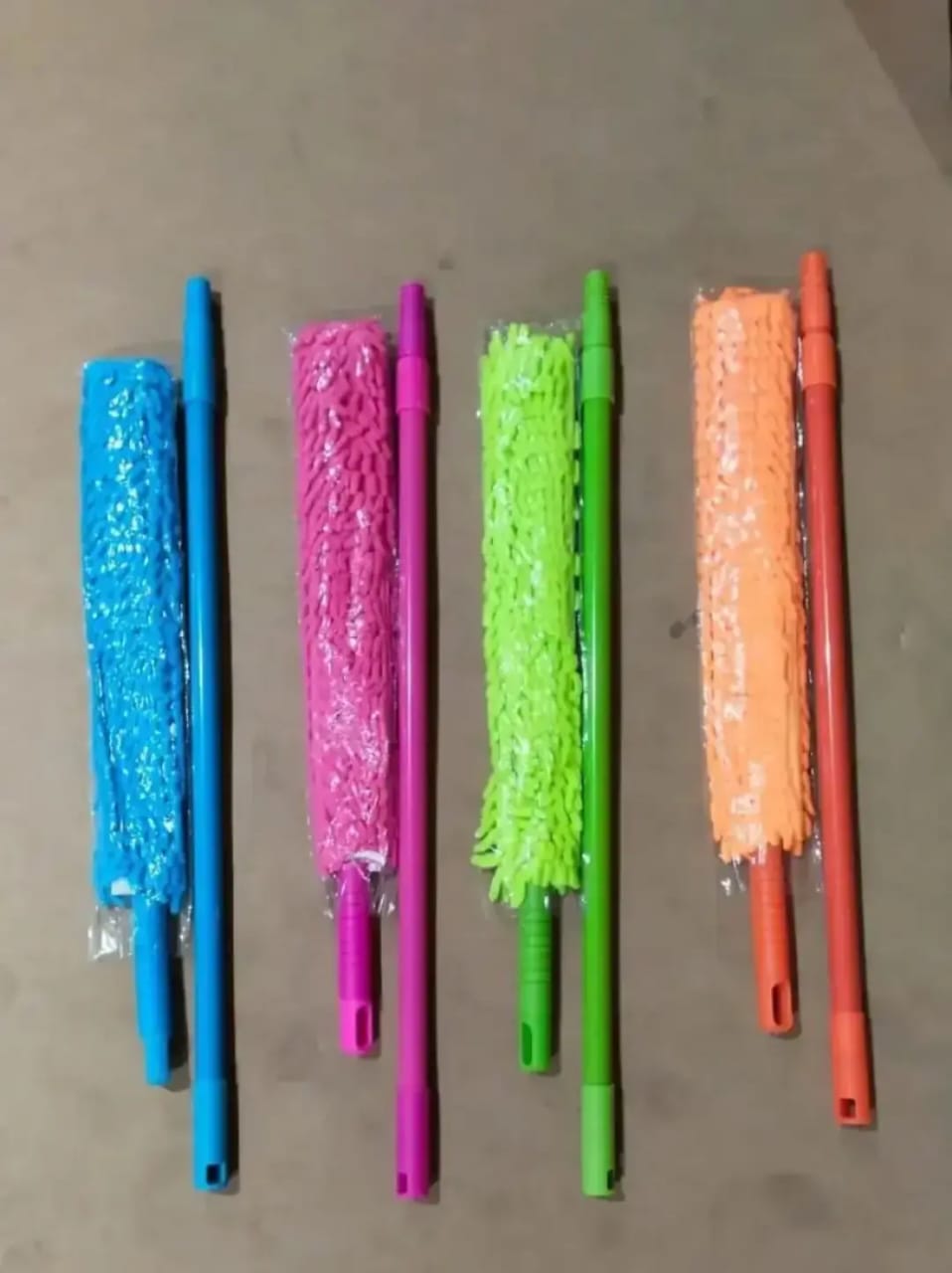 Foldable Multipurpose Microfiber Fan Duster