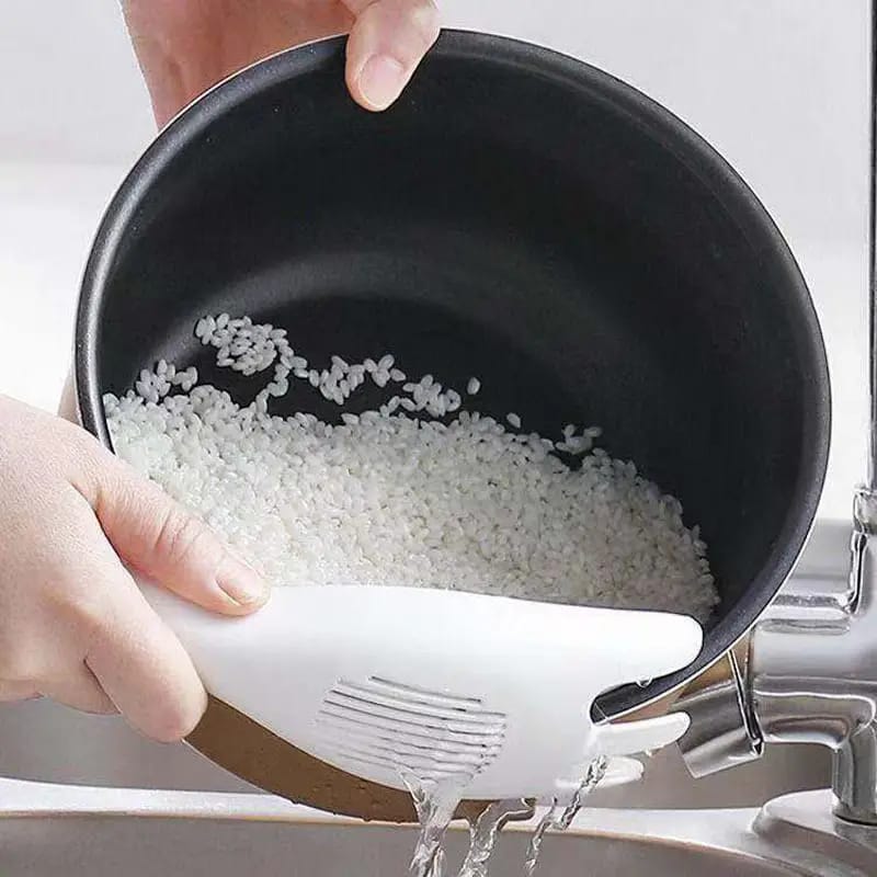 Multi-functional Plastic Colander Kitchen Rice Washing Spoon