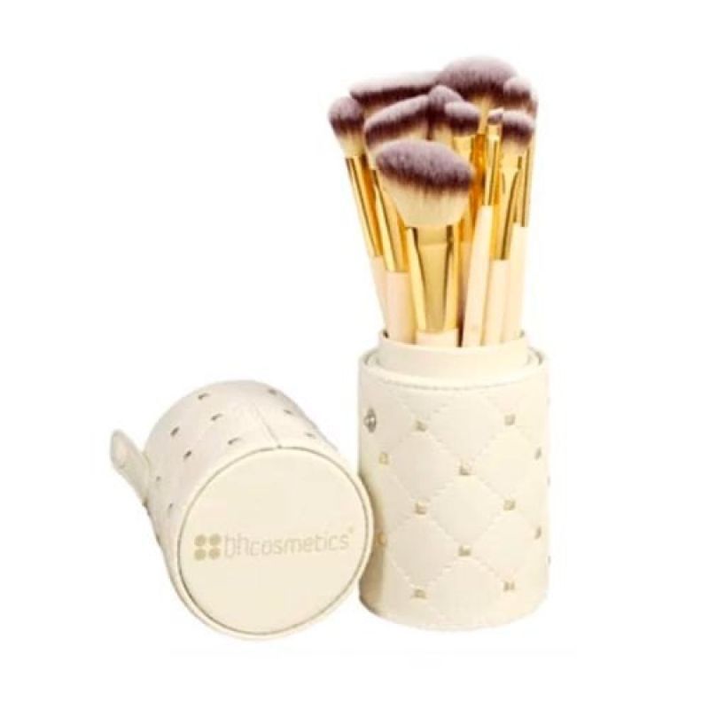 Bh Cosmetics
CuP Makeup Brush
12 Piece Makeup Brushes set