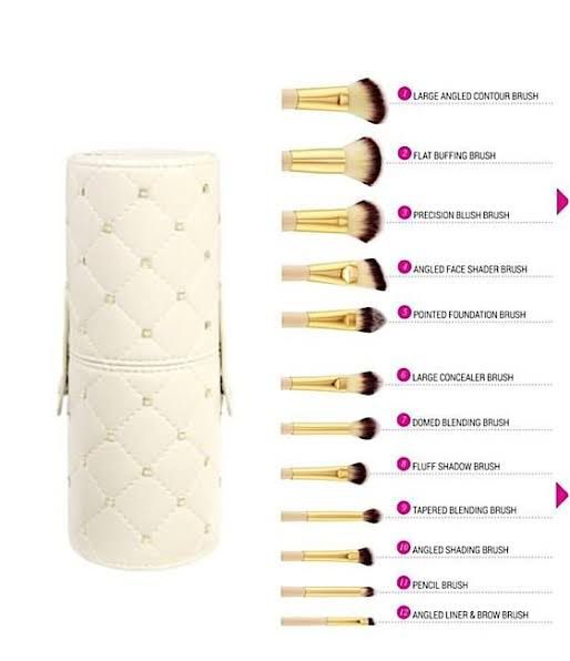 Bh Cosmetics
CuP Makeup Brush
12 Piece Makeup Brushes set