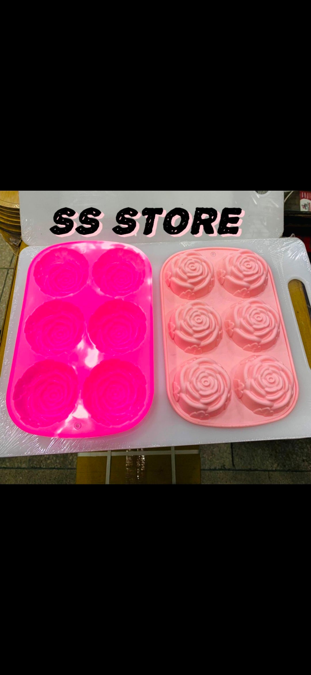 SILICONE FLOWER SHAPE CUP CAKE