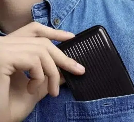 Aluma wallet Plus Cardholder