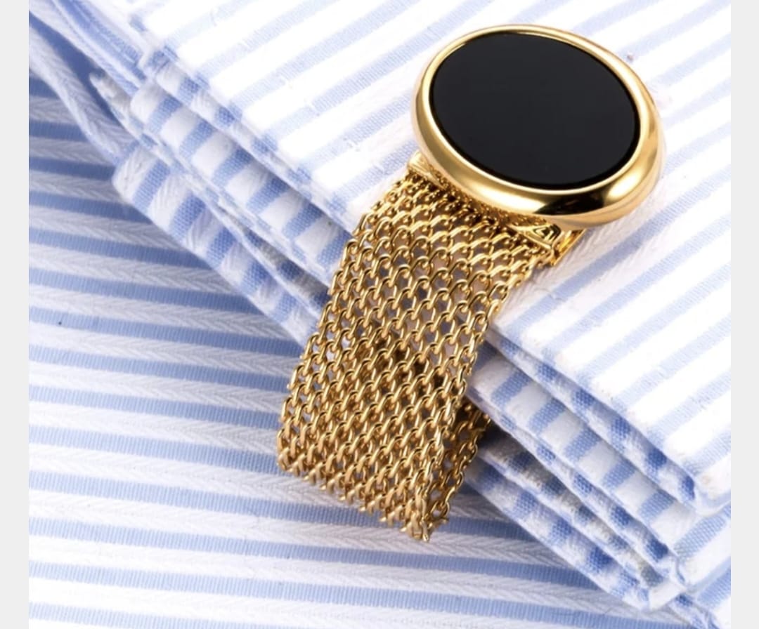 High Quality Golden Black Decent Cufflinks