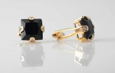 American Diamond Zarqoon Cufflinks Edition
Golden Cufflinks