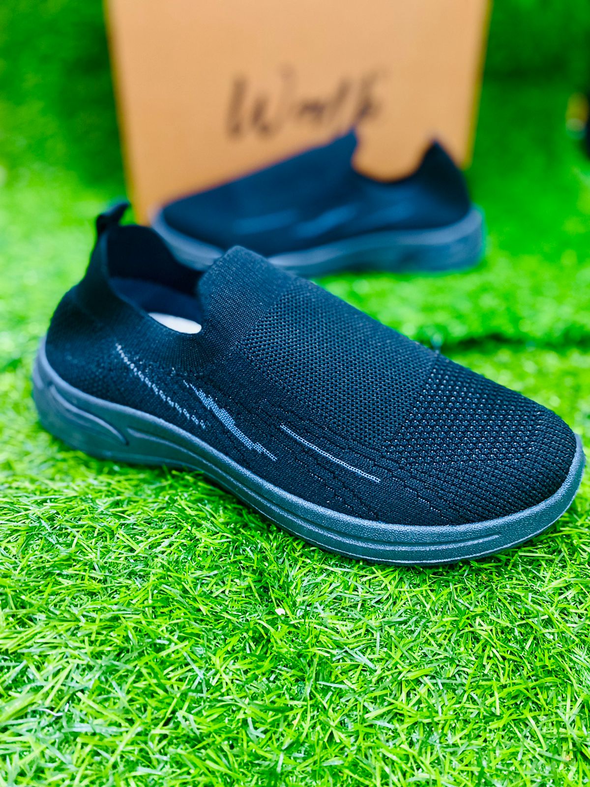 WALK WOMEN'S SKEACHERS