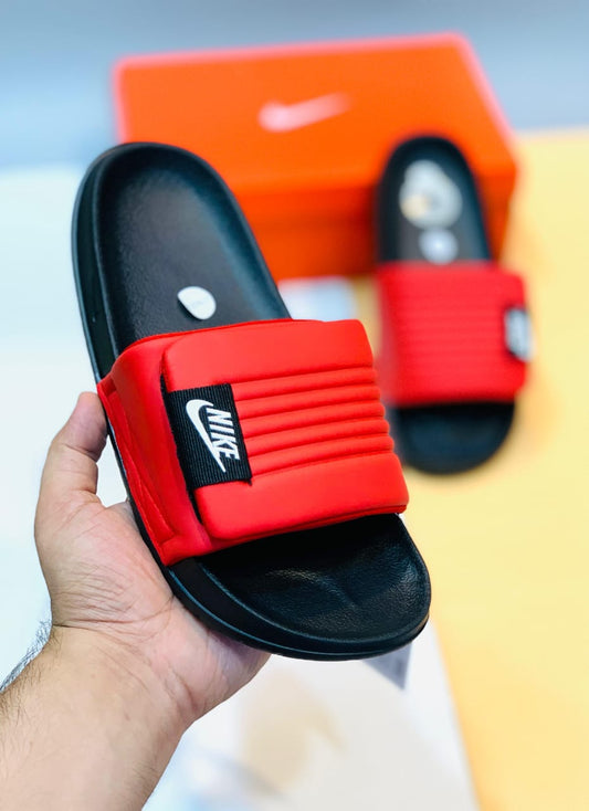 NIKE SOFT COMFORTABLE SLIPPER