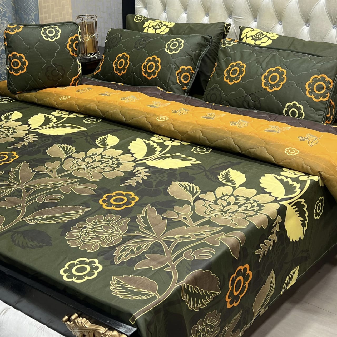 7 PC'S COMFORTER SET 

Fabric: 
High Cotton